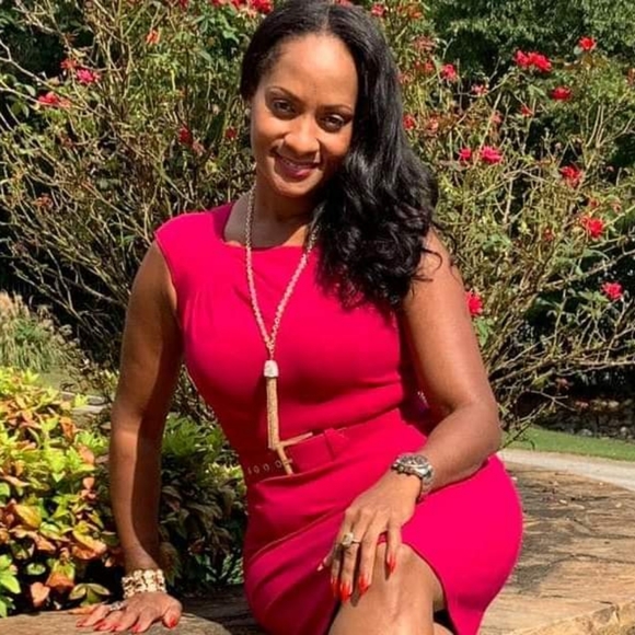 Meet your Posher, Felicia - Picture 8 of 9